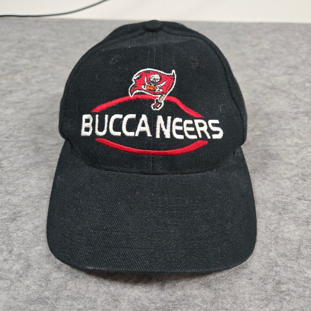 Vintage Logo 7 Black Tampa Bay Buccaneers Embroidered Hat OSFM